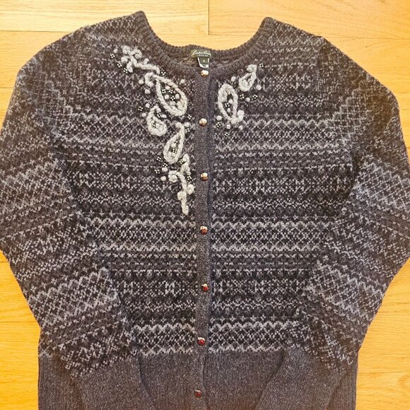 Eddie Bauer Womens Grey Fair Isle Lambs Wool Cashmere Cardigan Sweater Beaded M - Picture 7 of 12